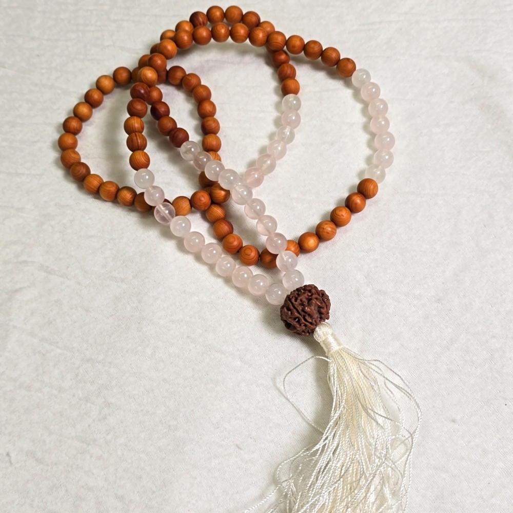 Rose Quartz And Sandalwood Mala Beads